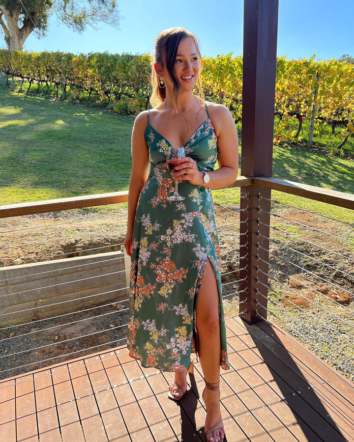 Mona | V-Neck Tie-Up Dress