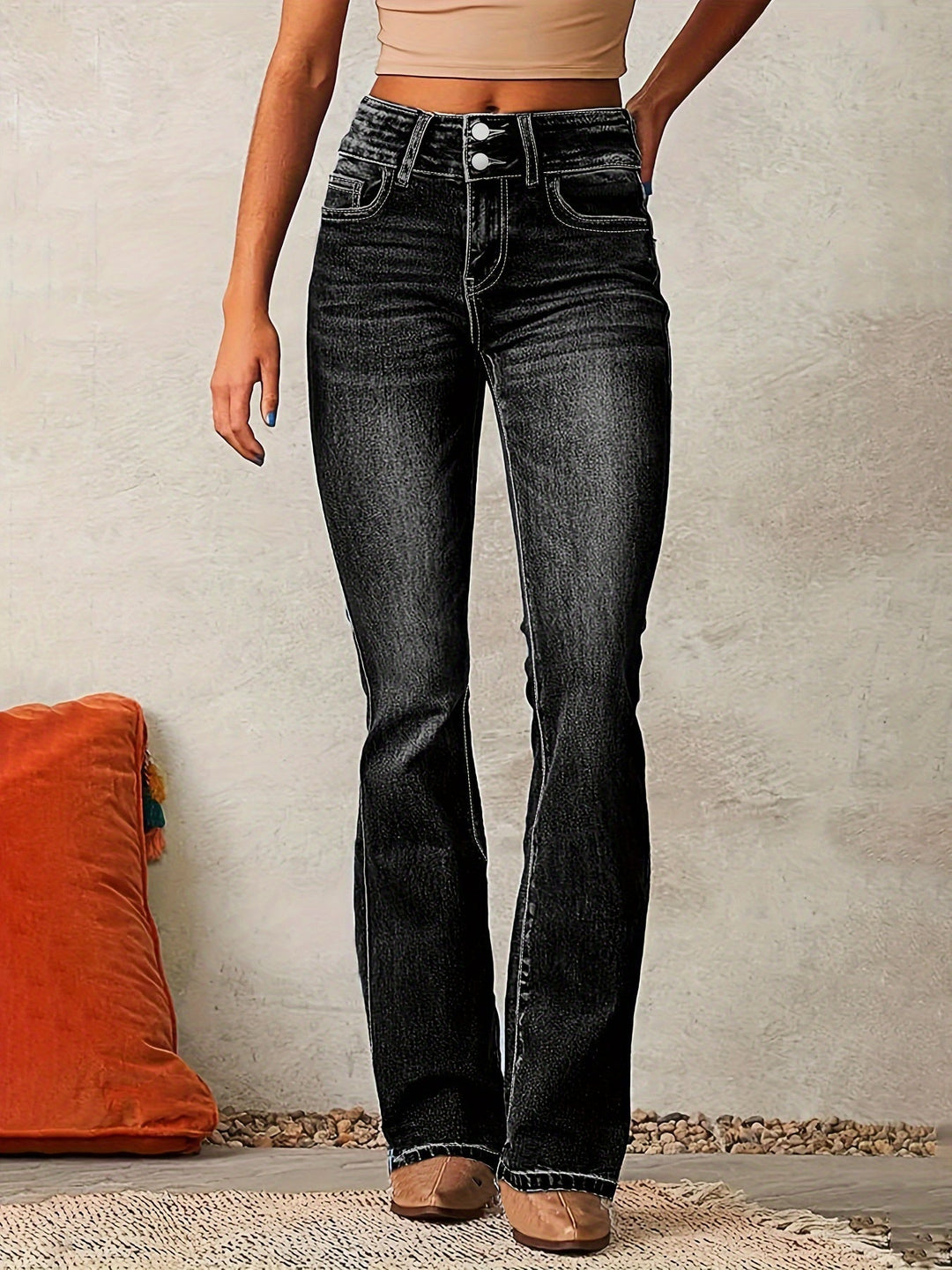 Mira | Classic High-Waisted Flared Jeans