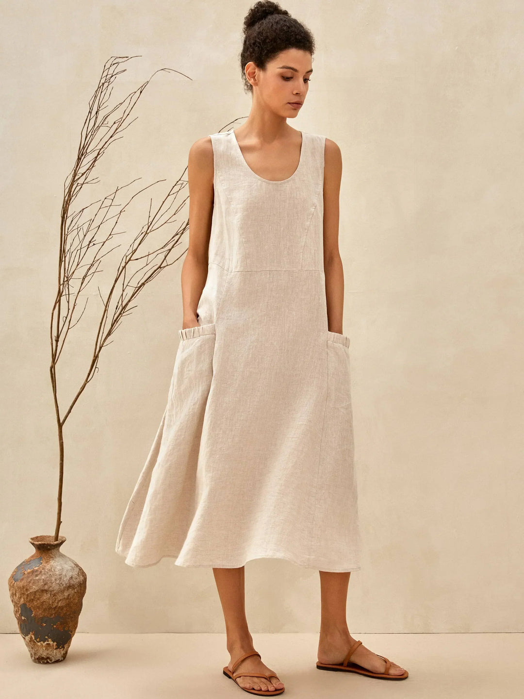 Alana | Sleeveless Midi Dress