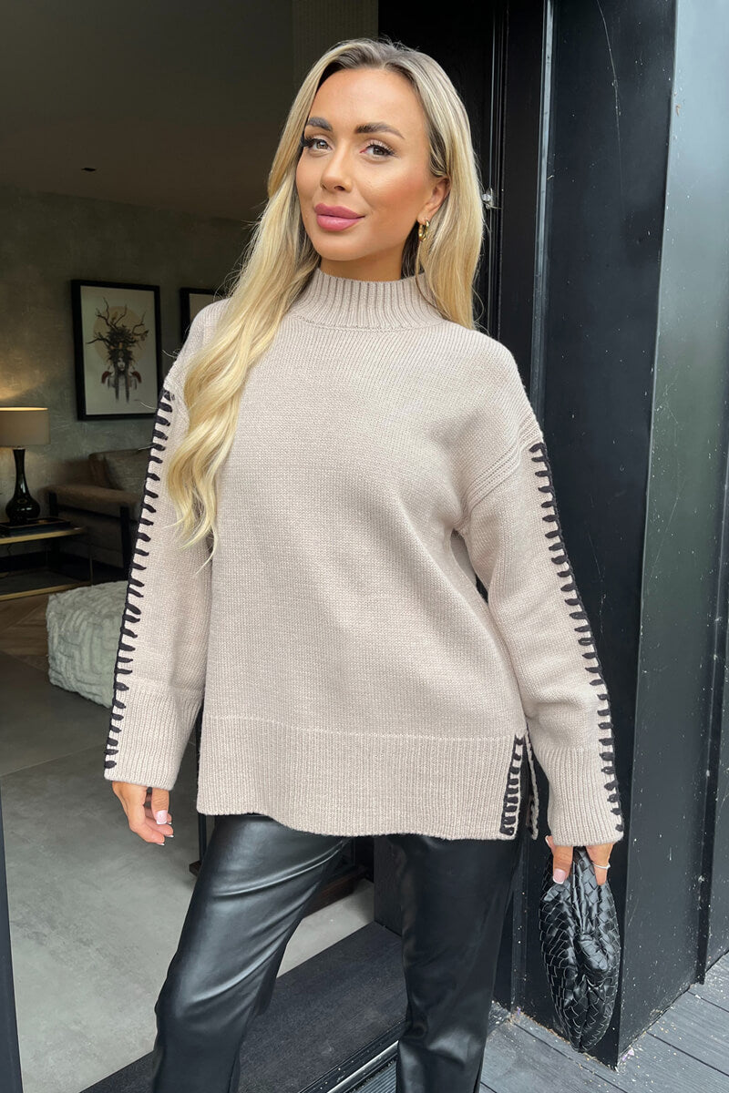 Ottilie | Minimalist Contrast-Stitch Mock Neck Sweater