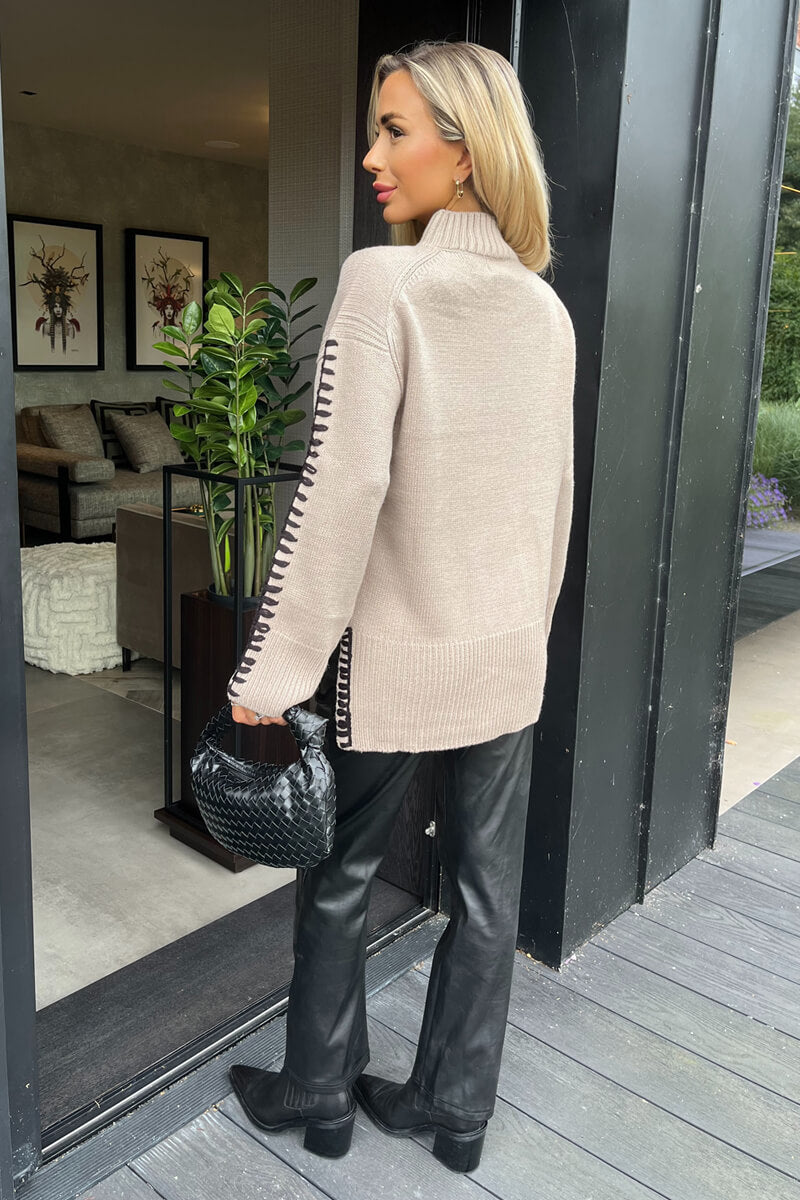 Ottilie | Minimalist Contrast-Stitch Mock Neck Sweater