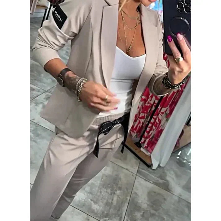 Lena | Modern Casual Chic Blazer and Pants Set