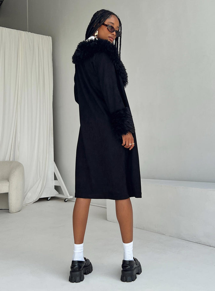 Pristine | Vintage-Inspired Fur Trimmed Long Coat