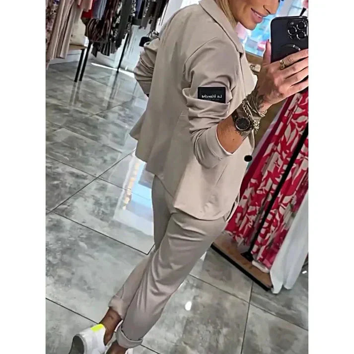 Lena | Modern Casual Chic Blazer and Pants Set