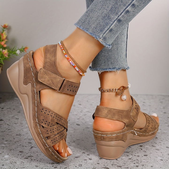 Evelyn | Timeless Heeled Sandals