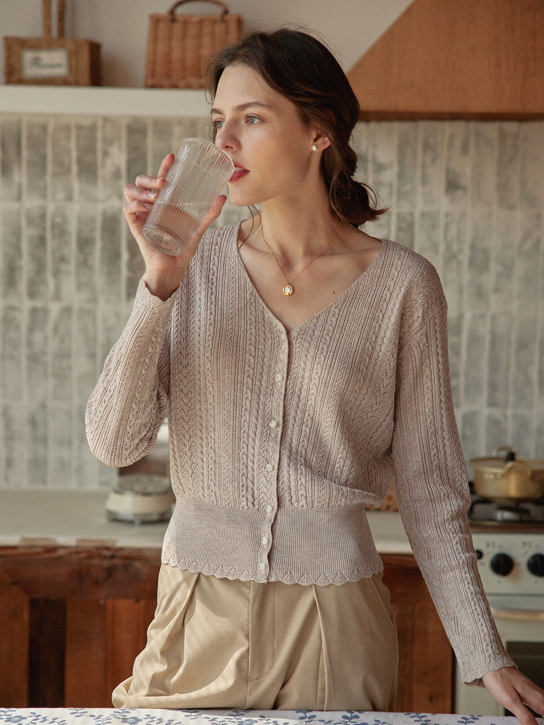 Milena | Lightweight V-Neck Cardigan with Textured Knit Pattern