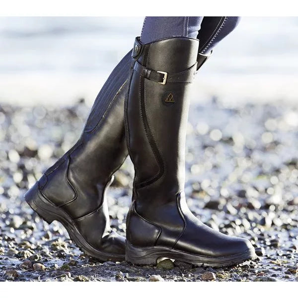 Reverie | Durable Knee-High Boots with Buckle Strap