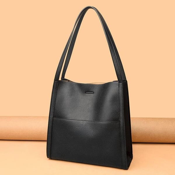 Quinn | Simple plain shoulder bag