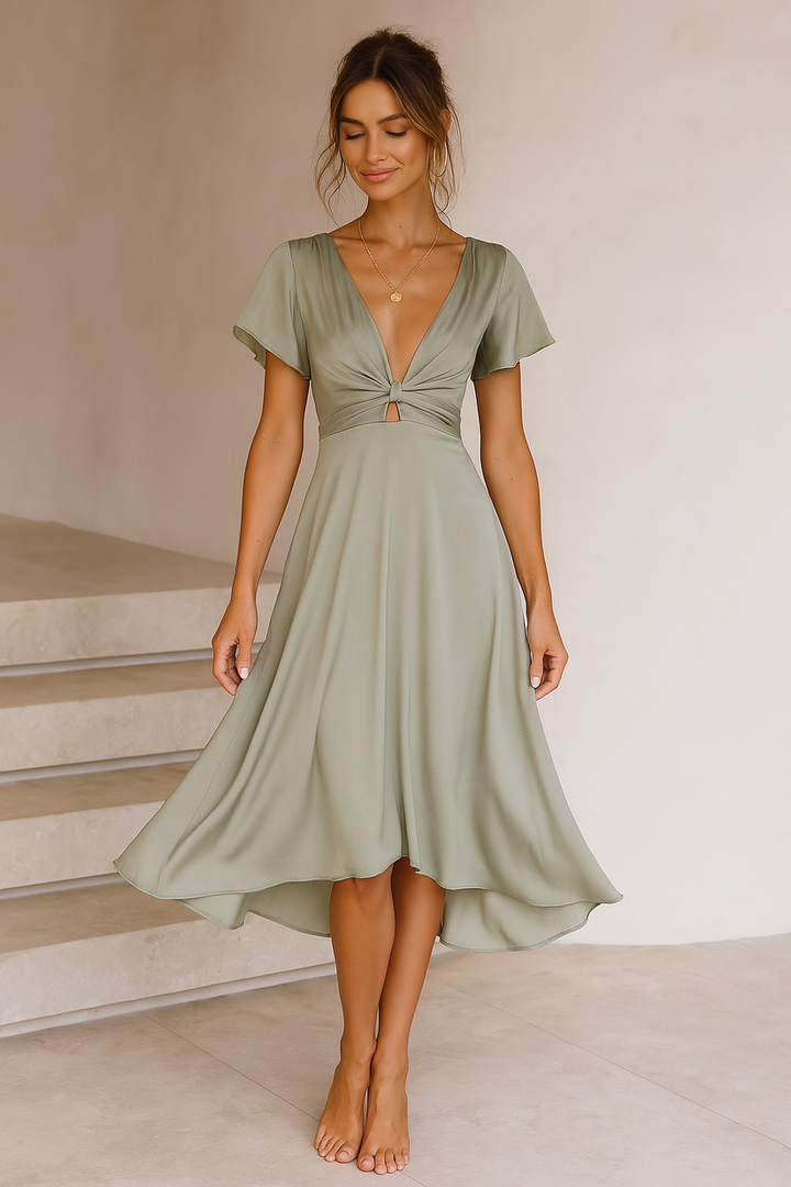 Dessa | Elegant Flowy Dress