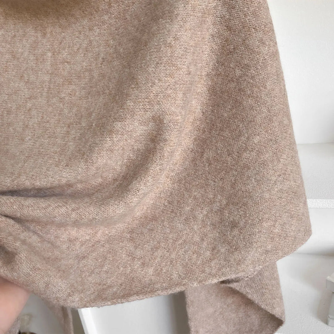 Avy | Classic Cozy Wrap Scarf