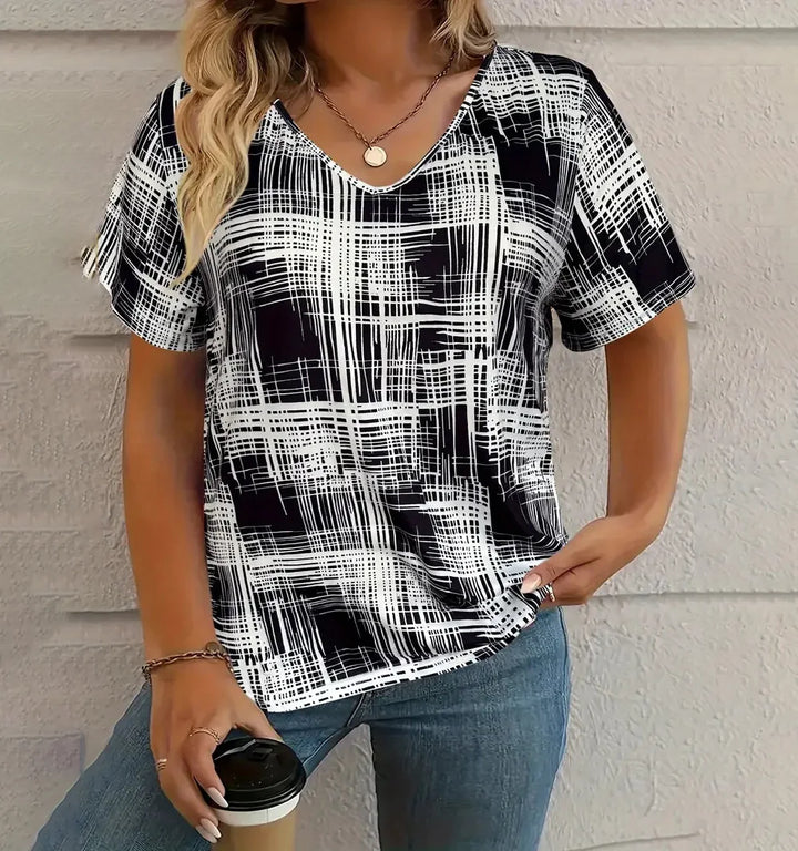 Rowena | Plaid V-Neck Tee