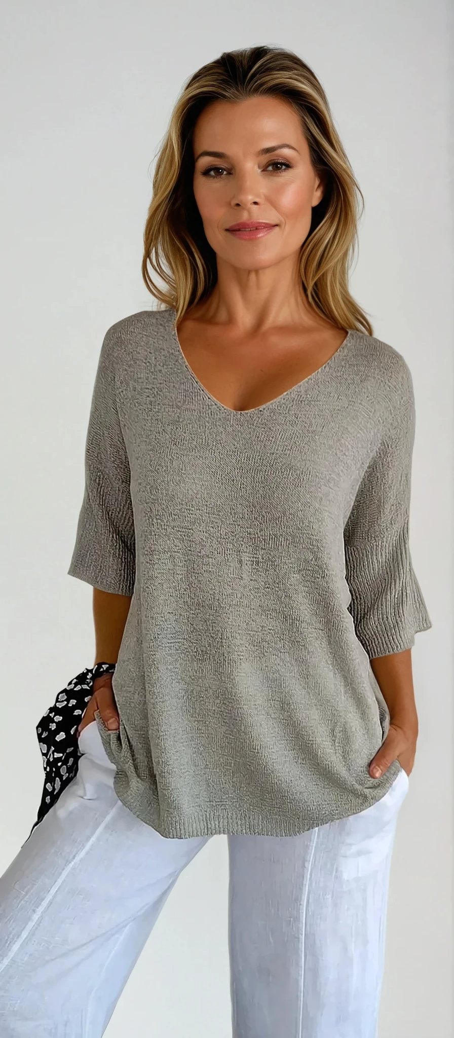 Nancy | Solid Color V-Neck Top