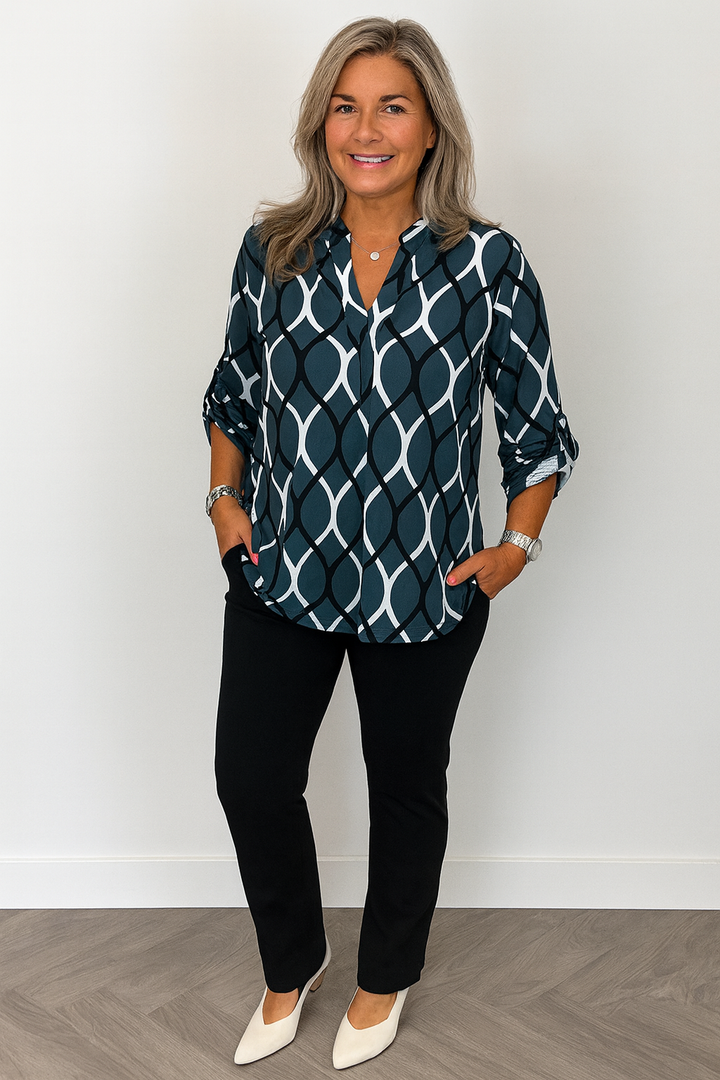 Nor | Elegant V-Neck Blouse with Geometric Print