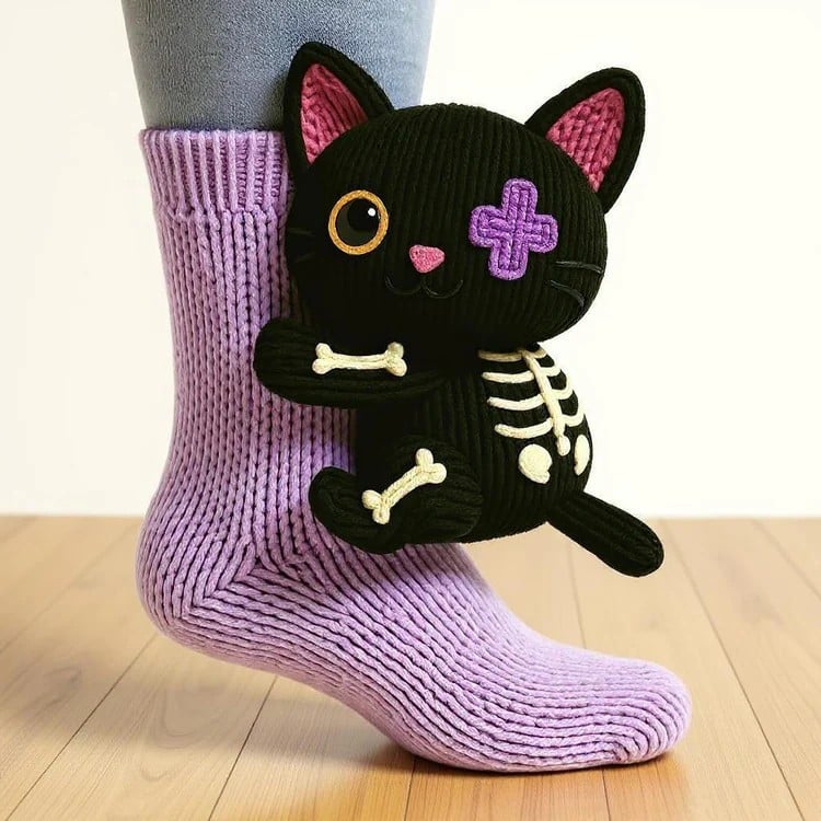 Aristea | Playful Animal-Knit Cozy Socks