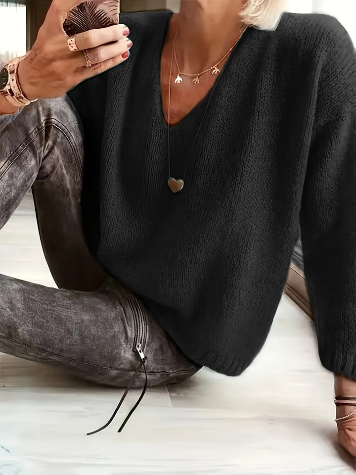 Abby | Classic Lightweight Knit Sweater with V-Neckline