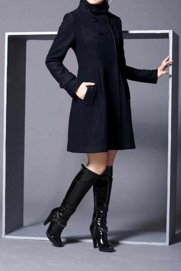 Corinne | Elegant Button-Up Hooded Winter Coat