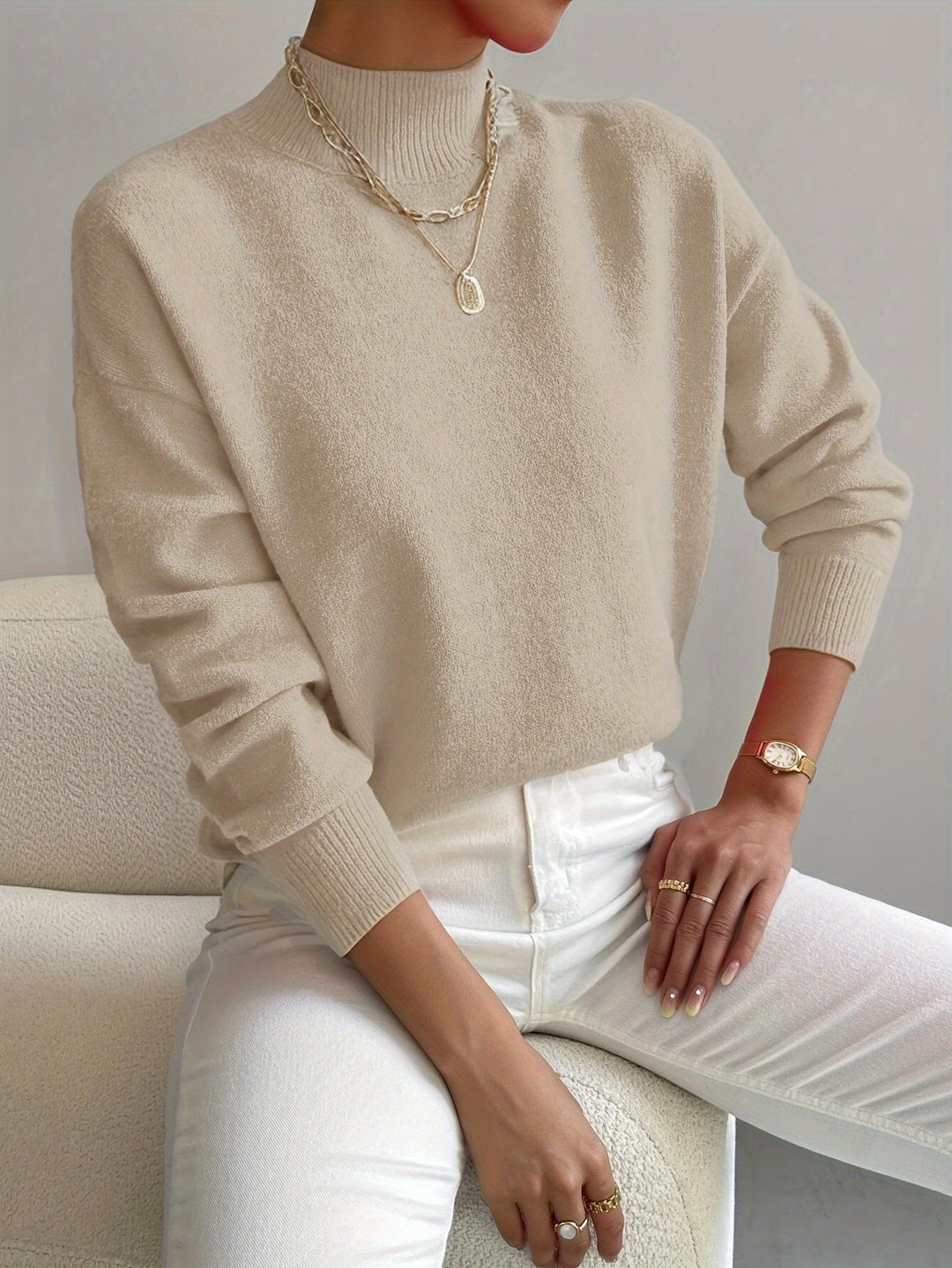 Mia | Cozy High-Neck Straight-Fit Sweater