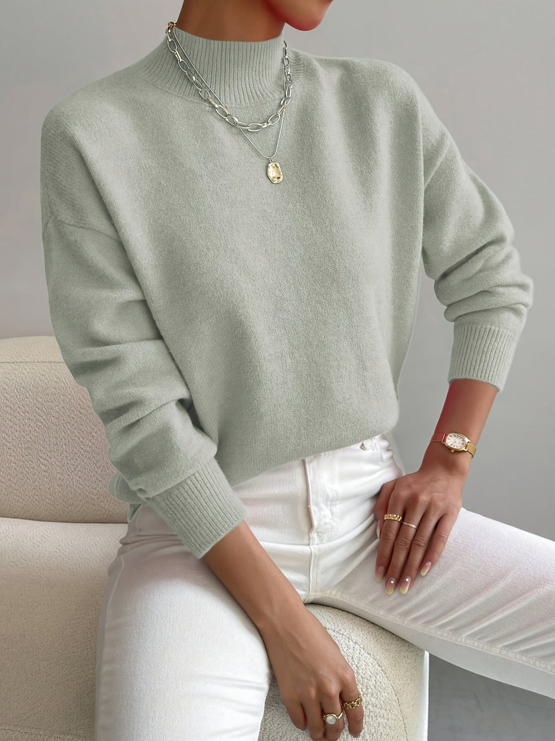 Yvonne | Cozy Elegant High-Neck Sweater